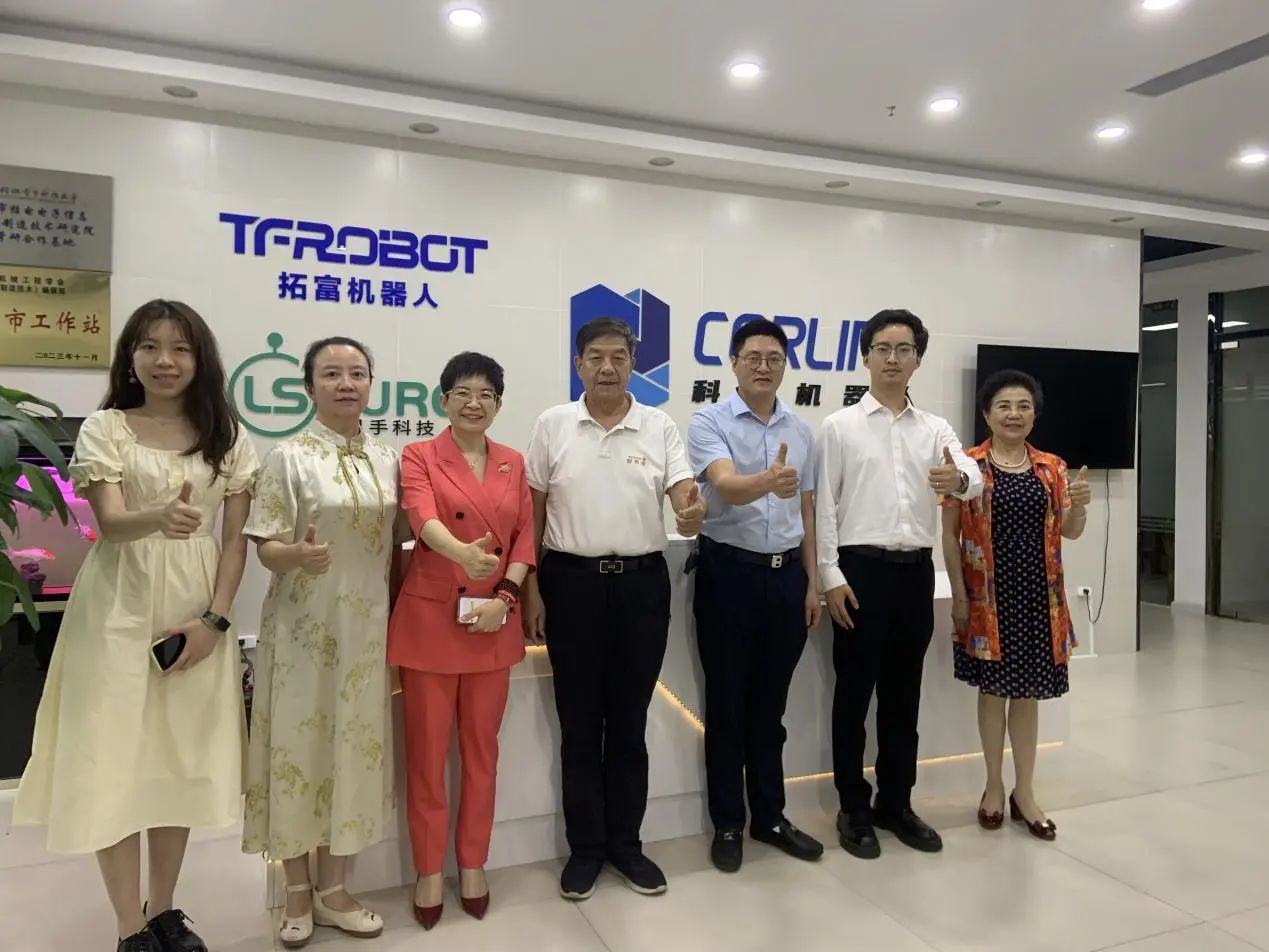 走访动态丨精益求精 人才驱动！协会高级顾问严小明和常务副会长王育全带领秘书处一行走访桂电深圳研究院与深圳市蓝蓝科技有限公司！